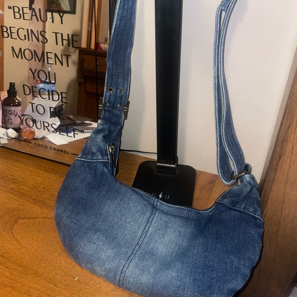 SOLD Denim crossbody and shoulder bag! - Picture 10 of 11